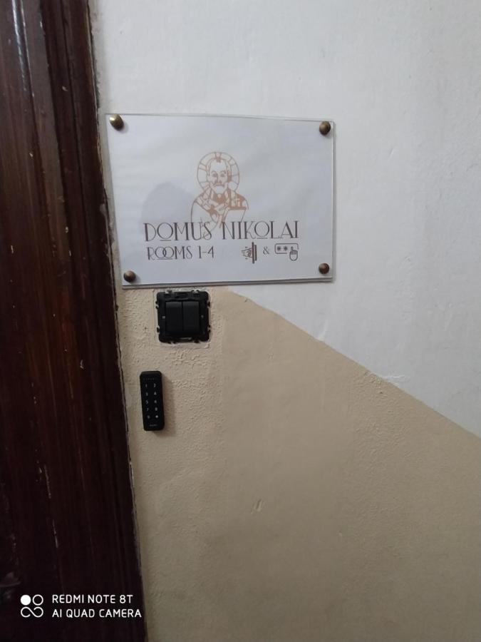 Domus Nikolai Hotel Bari Ngoại thất bức ảnh