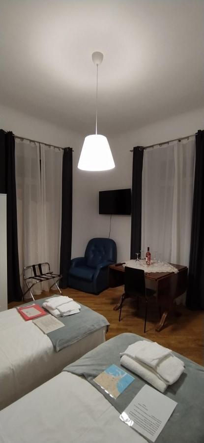 Domus Nikolai Hotel Bari Ngoại thất bức ảnh